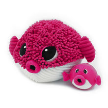 Load image into Gallery viewer, Gobetou the Pufferfish with Baby - Beetroot
